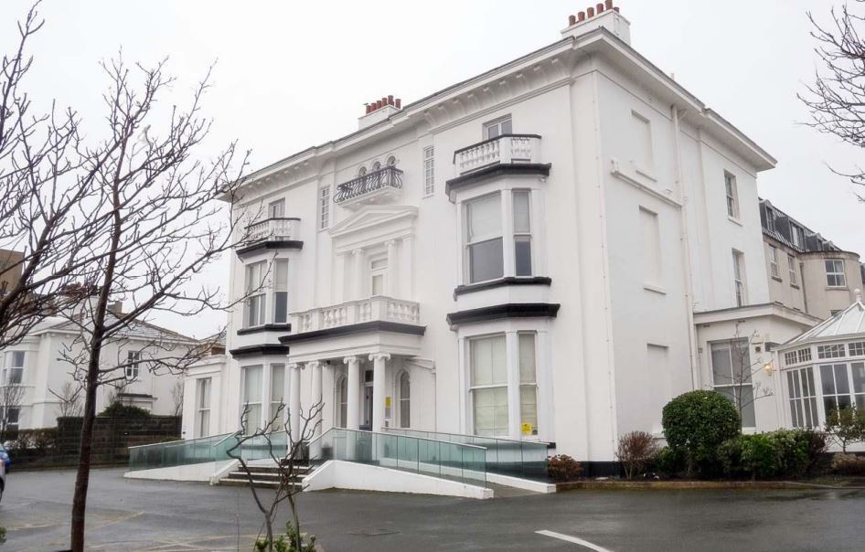 30 Promenade, Southport for sale Primary Photo- Image 1 of 1