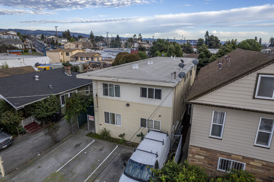 1806 41st Ave, Oakland, CA for sale - Building Photo - Image 2 of 11