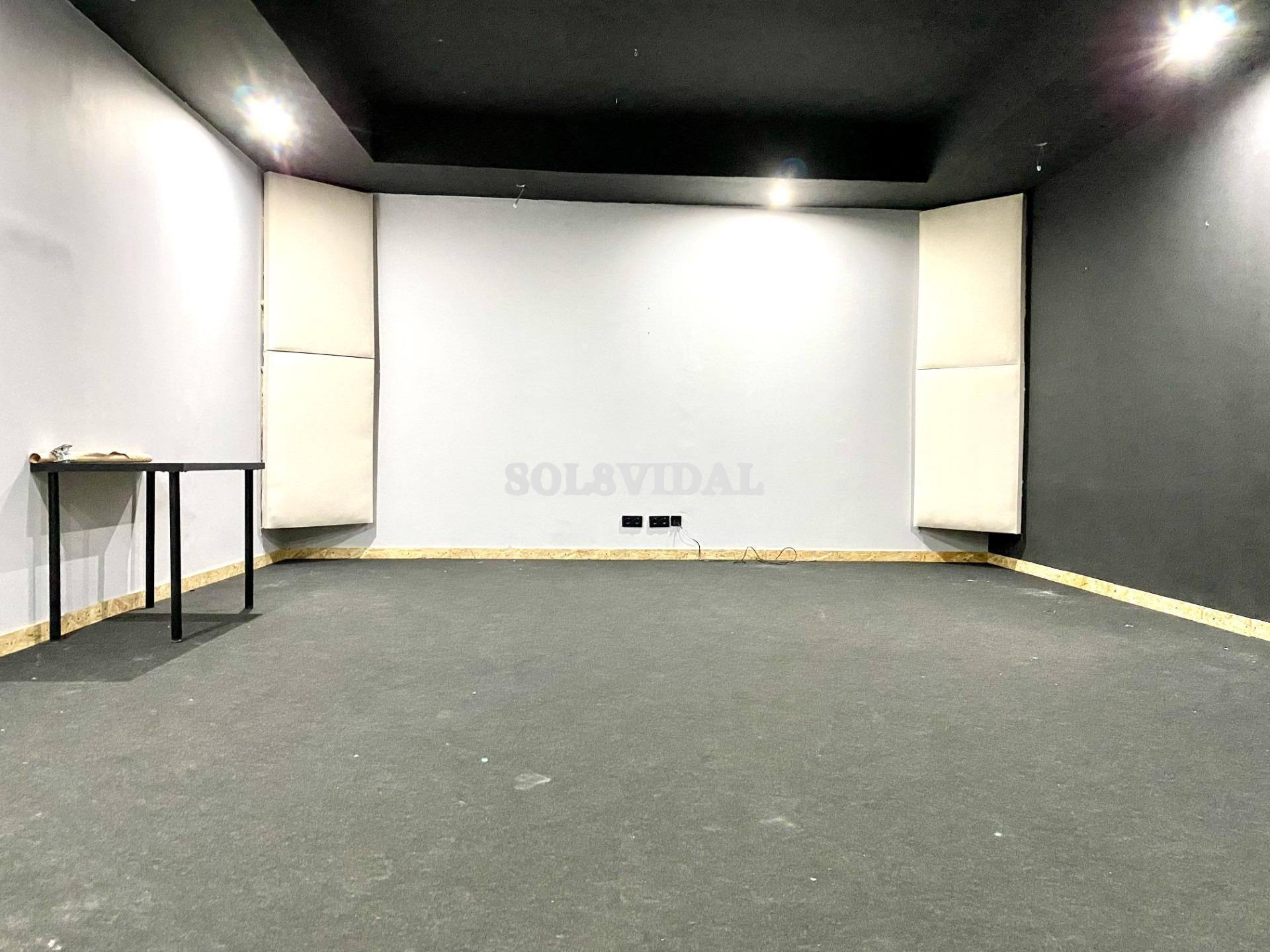 Retail in Orihuela, Alicante to rent Interior Photo- Image 1 of 22