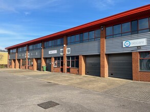 Howard Way, Newport Pagnell for rent Building Photo- Image 1 of 1