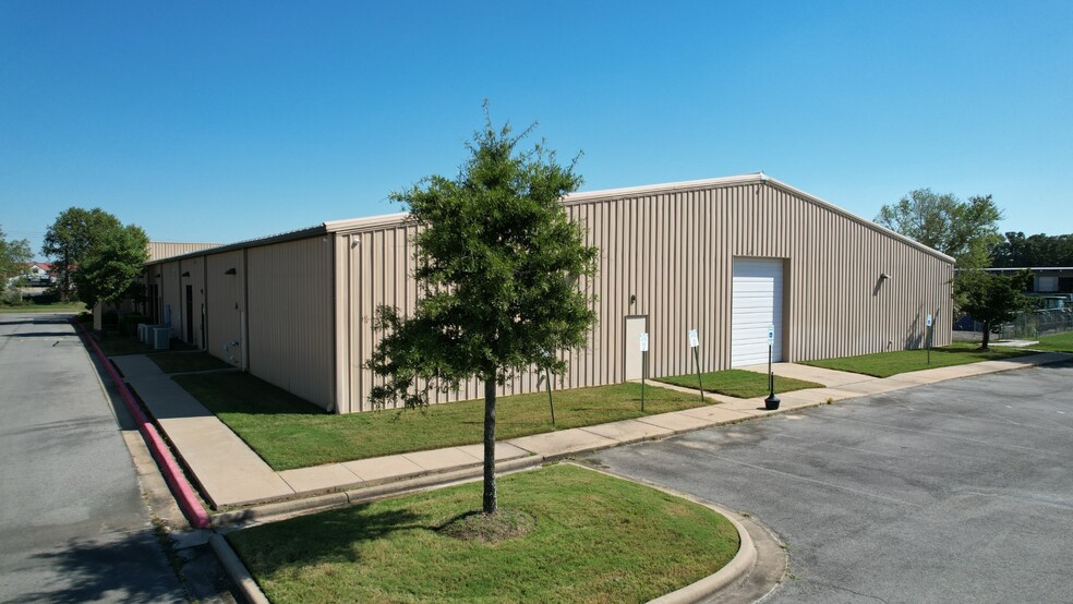 225 Tilk Rd, Conway, AR for rent - Building Photo - Image 2 of 11