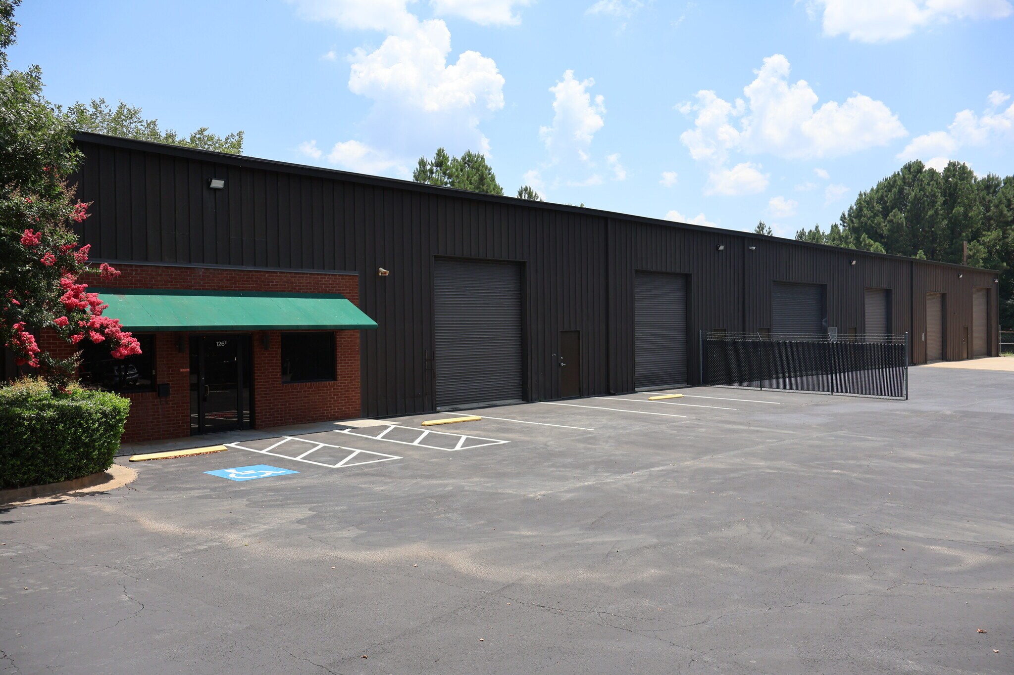 126 Peach State Ct, Tyrone, GA for sale Building Photo- Image 1 of 1