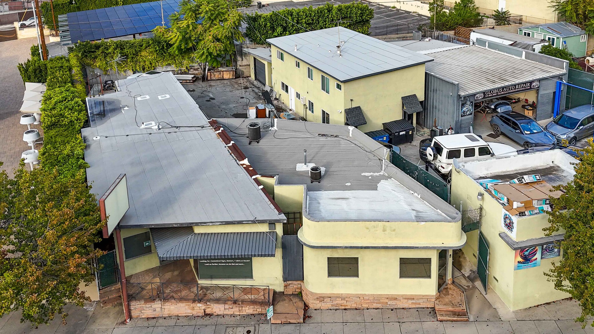 7161-7165 Foothill Blvd portfolio of 2 properties for sale on LoopNet.co.uk Primary Photo- Image 1 of 15