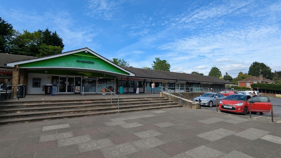 Overdown Rd, Reading to rent - Building Photo - Image 2 of 12