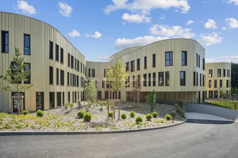 115 Rue Sans Souci, Limonest to rent Building Photo- Image 1 of 17