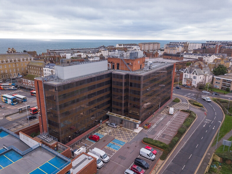 Middelburg Sq, Folkestone for sale - Building Photo - Image 1 of 21
