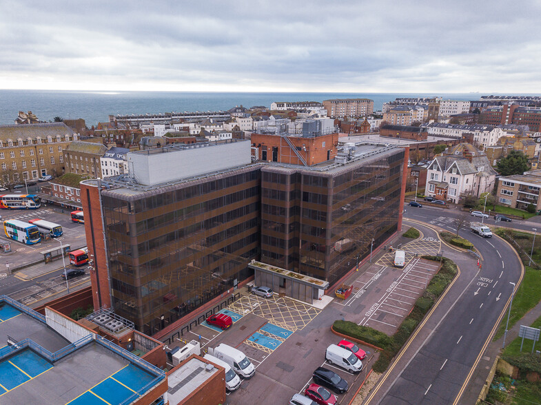 Middelburg Sq, Folkestone for sale - Building Photo - Image 2 of 28