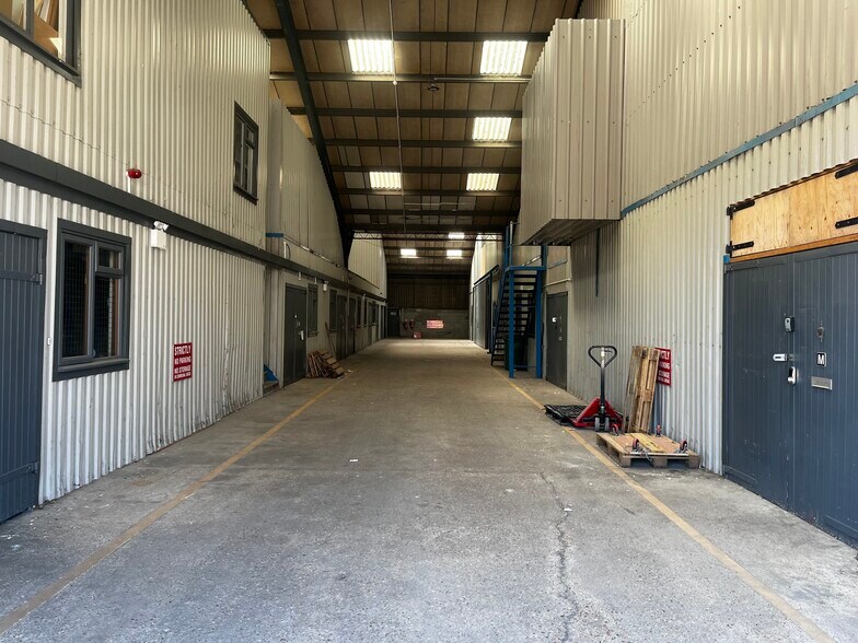 Ditchling Cmn, Hassocks to rent - Building Photo - Image 2 of 12