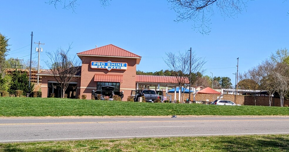 120 Brawley School Rd, Mooresville, NC for sale - Building Photo - Image 1 of 8