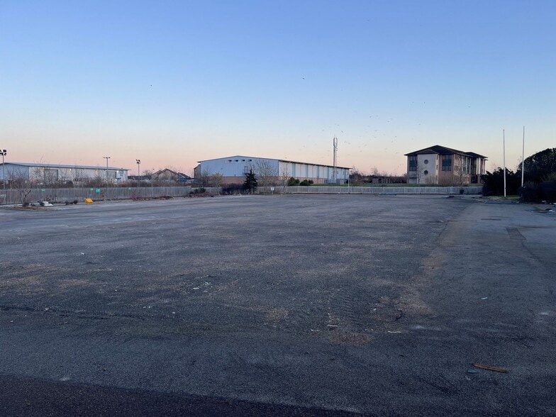 Pitmedden Rd, Dyce to rent - Building Photo - Image 2 of 2