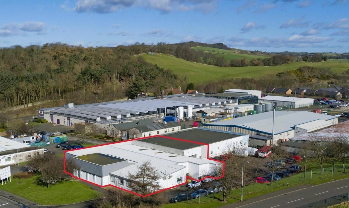 7 Cross Way, Dunfermline to rent Building Photo- Image 1 of 5