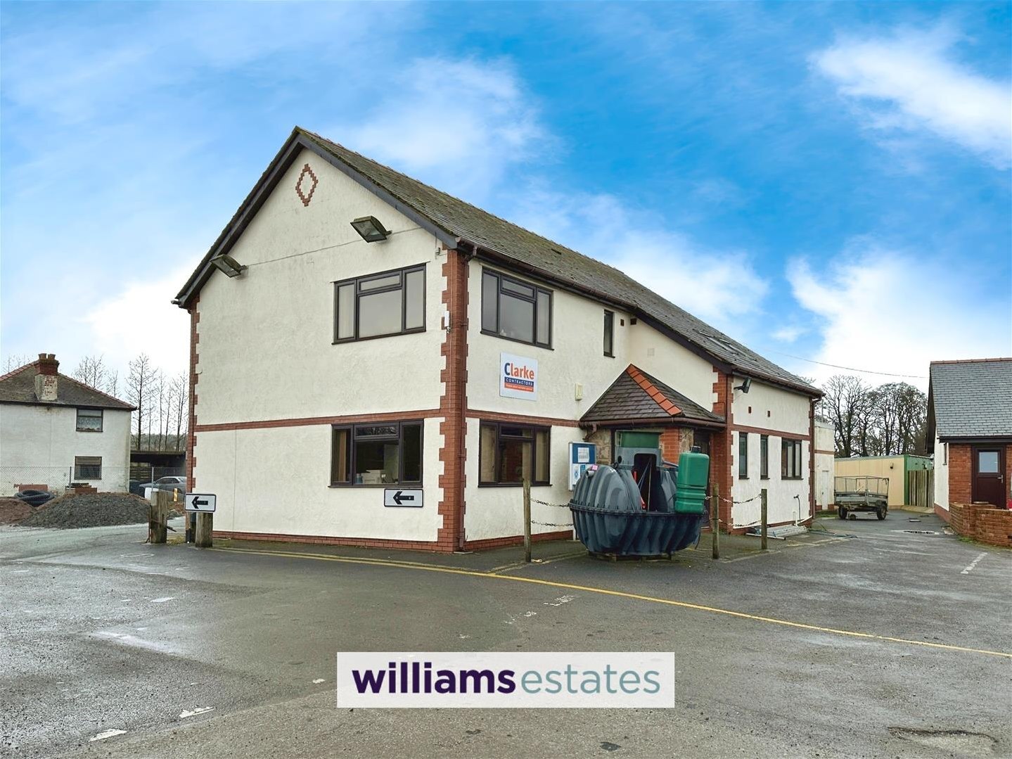 Lon Gwernydd, Ruthin for sale Primary Photo- Image 1 of 1