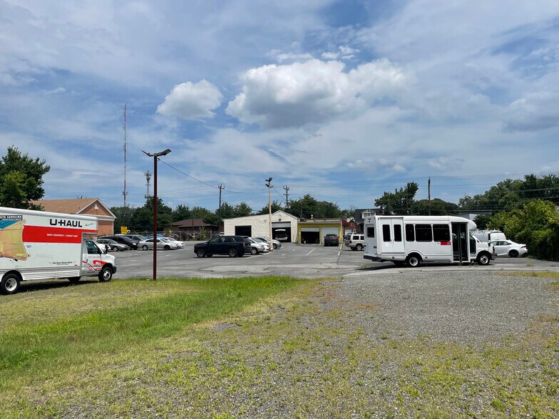 5545 Marlboro Pike, District Heights 20747 UK