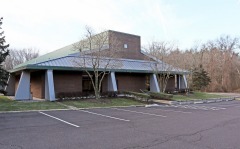 3401 Masons Mill Rd, Huntingdon Valley, PA for rent - Building Photo - Image 2 of 6