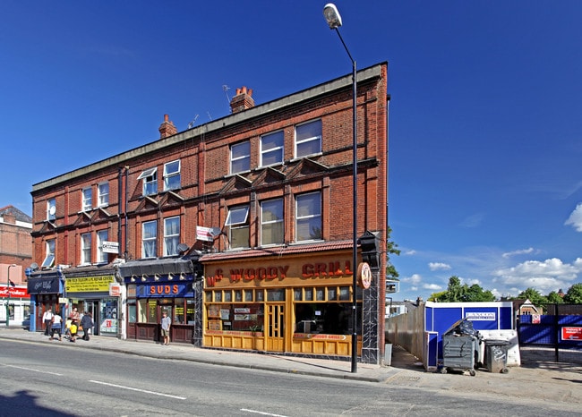 More details for 44-46 High Rd, London - Retail to Rent