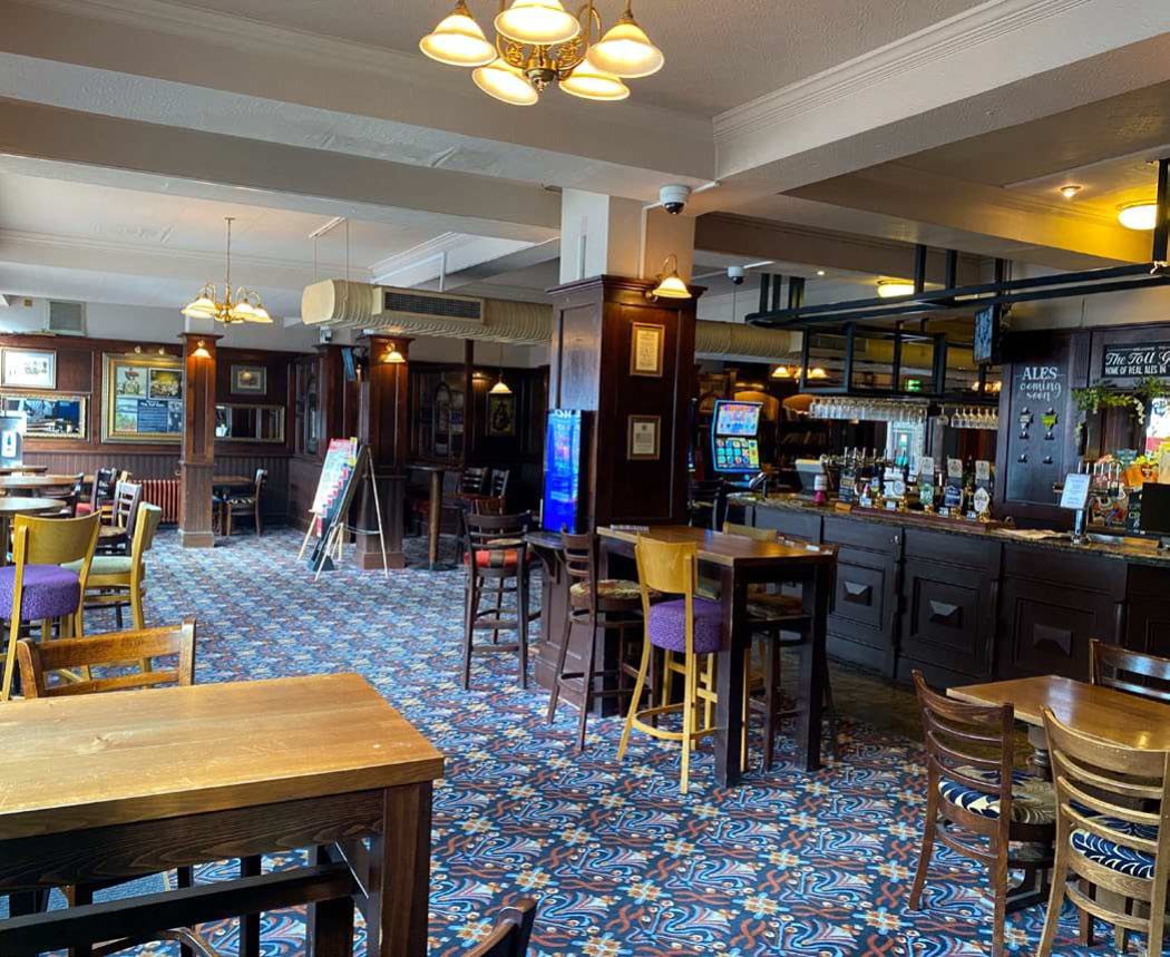 26-31 Turnpike Ln, London for sale Interior Photo- Image 1 of 1