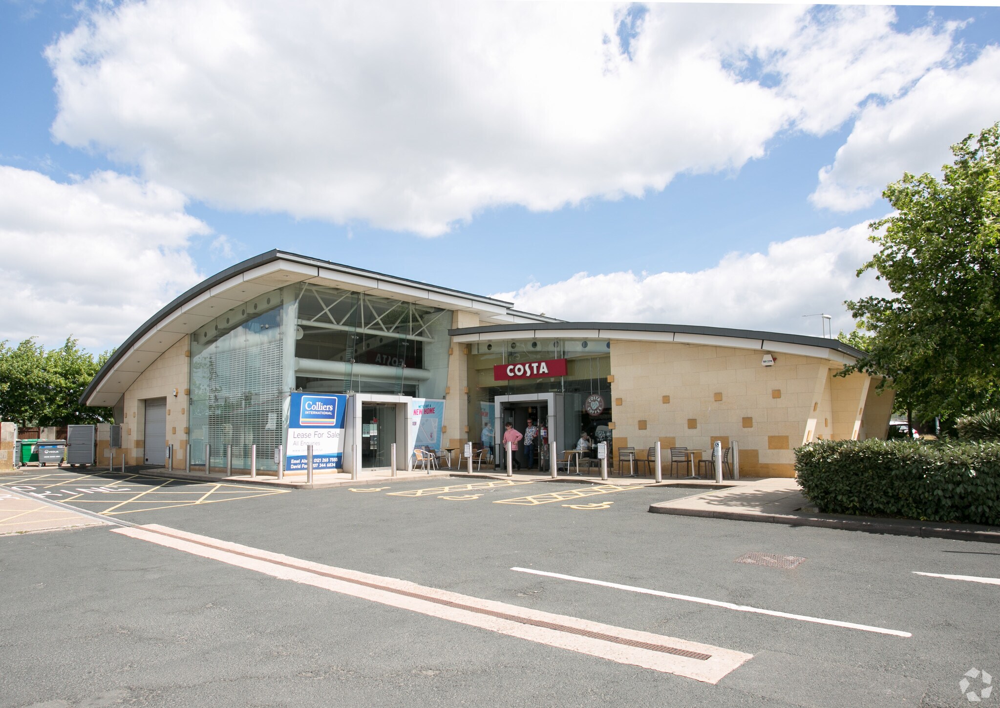 The Merry Hill Centre, Brierley Hill for sale Primary Photo- Image 1 of 1