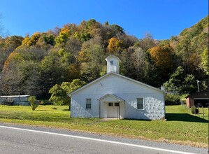 3218 Stamping Creek Rd, Hillsboro, WV for sale Primary Photo- Image 1 of 1