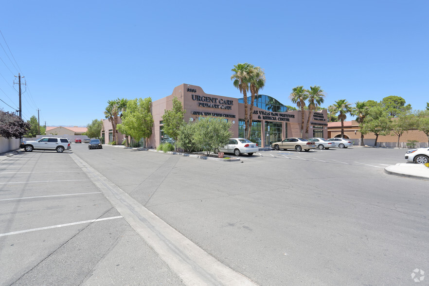 3835 S Jones Blvd, Las Vegas, NV for rent - Primary Photo - Image 1 of 5