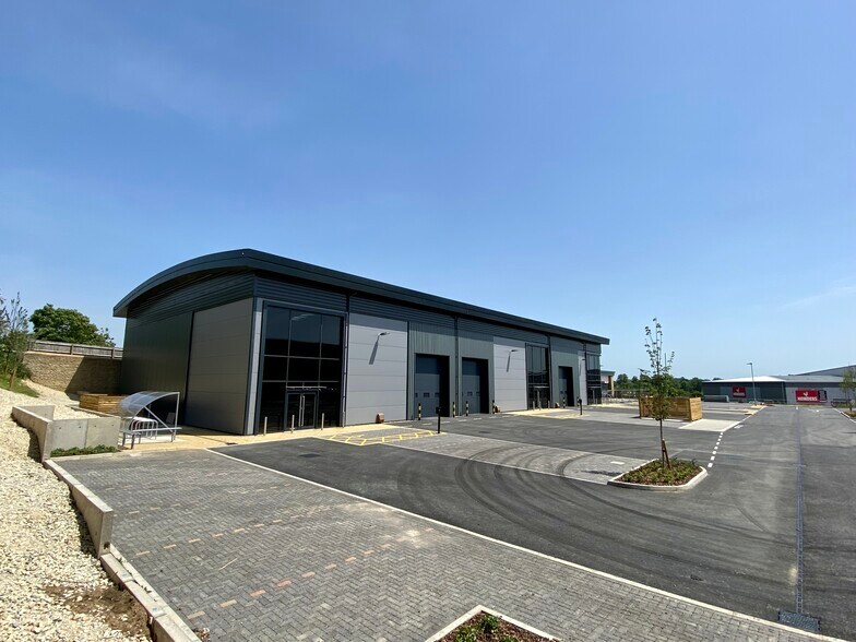 Northampton Rd, Brackley for sale - Building Photo - Image 1 of 1