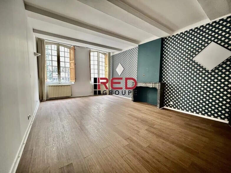 Rue Félicien David, Aix-en-Provence to rent - Building Photo - Image 1 of 8