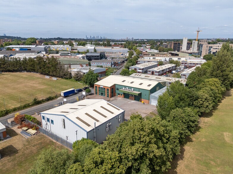 Kangley Bridge Rd, London for sale - Primary Photo - Image 1 of 1