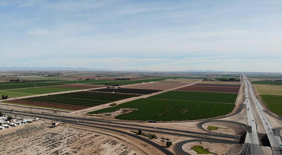 E Ross Rd, El Centro, CA for sale - Primary Photo - Image 1 of 2