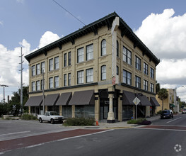 108 N Bay St, Eustis, FL for sale Primary Photo- Image 1 of 1