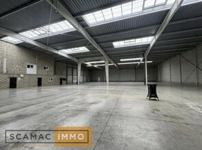 Industrial in Lisses to rent Interior Photo- Image 1 of 7