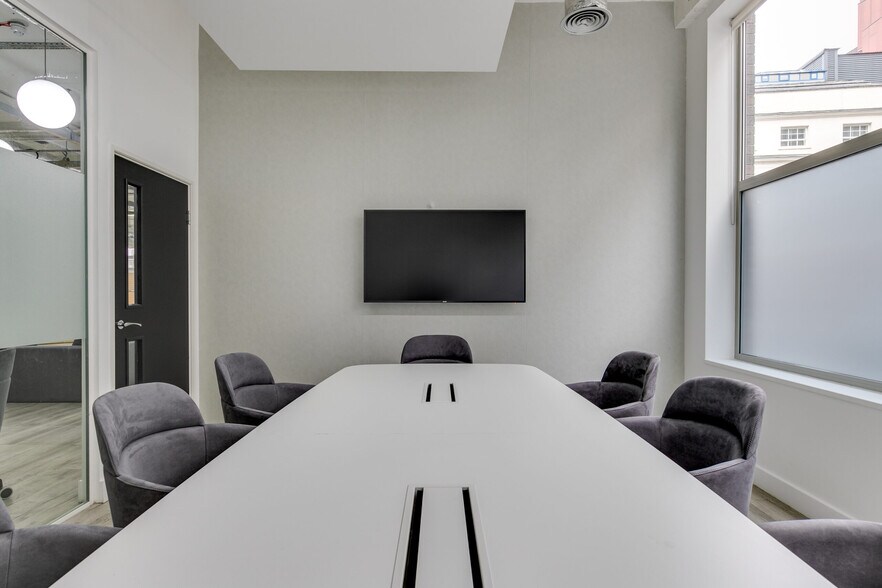 43-51 Worship St, London to rent - Building Photo - Image 2 of 9