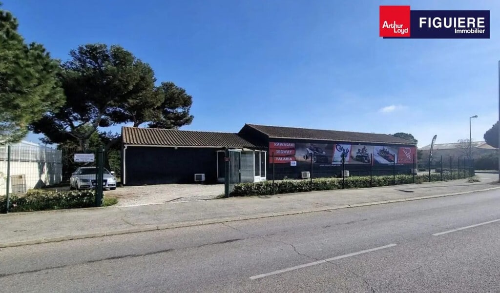 Vente Commerce 382 m² - Photo 1