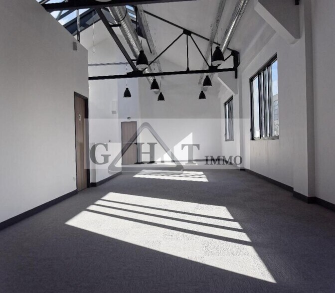 Industrial in Ivry-sur-Seine to rent - Interior Photo - Image 2 of 8