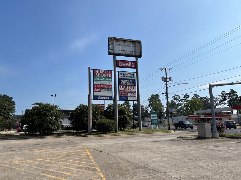 1710-1784 S 5th St, Leesville, LA for rent - Building Photo - Image 2 of 3