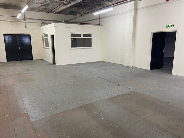 Woodbine St, Rochdale to rent Interior Photo- Image 1 of 3