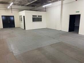 Woodbine St, Rochdale to rent Interior Photo- Image 1 of 3