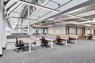 33 W Monroe St, Chicago, IL to rent Interior Photo- Image 2 of 19