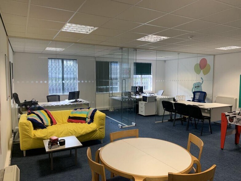 Wheatstone Ct, Quedgeley to rent - Interior Photo - Image 1 of 9