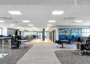 Phoenix Way, Swansea to rent Interior Photo- Image 1 of 2