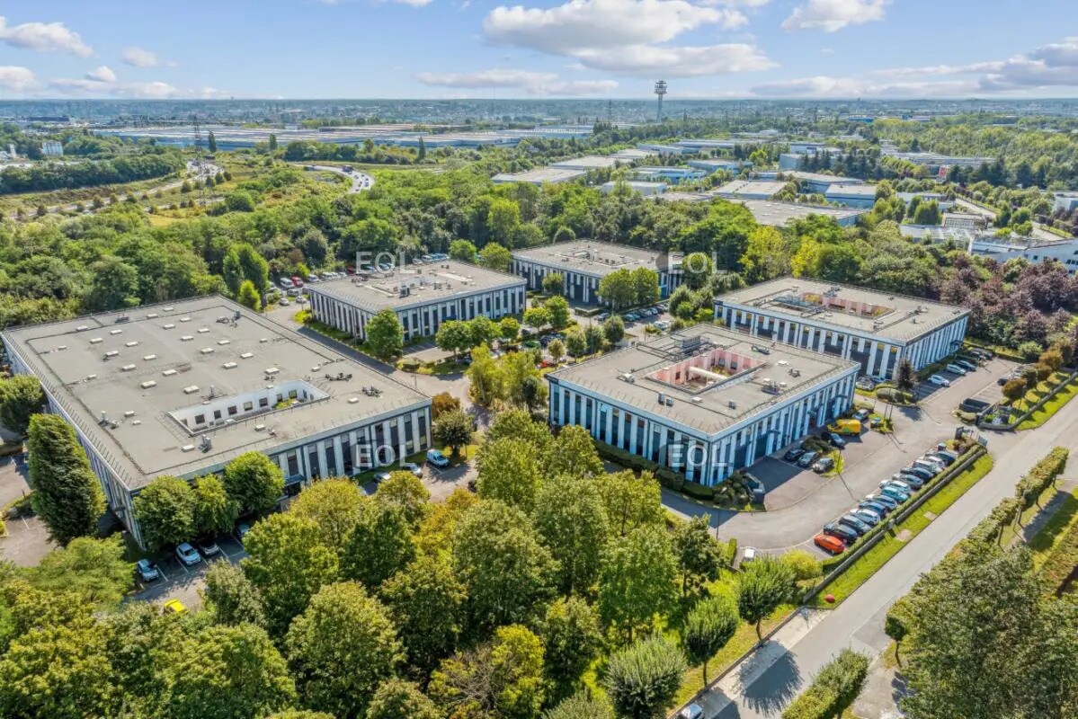 Light Industrial in Lisses to rent Aerial- Image 1 of 2