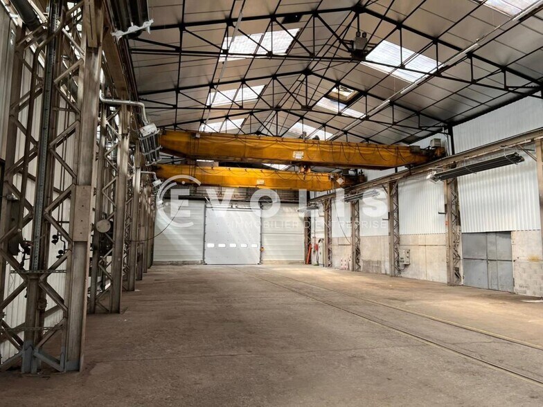 Light Industrial in Saint-Priest to rent - Building Photo - Image 2 of 18