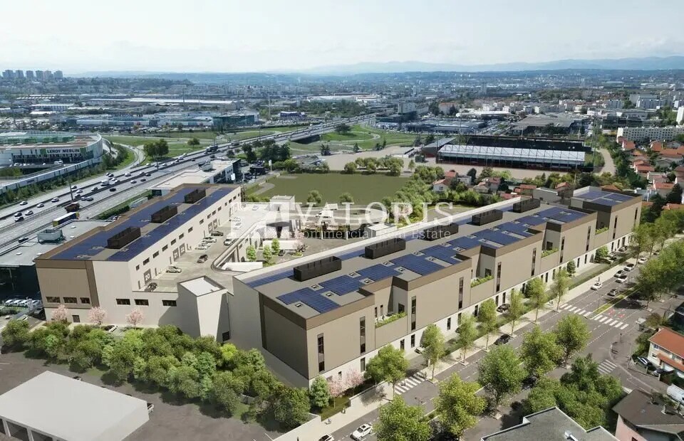 Light Industrial in Vénissieux to rent Building Photo- Image 1 of 13