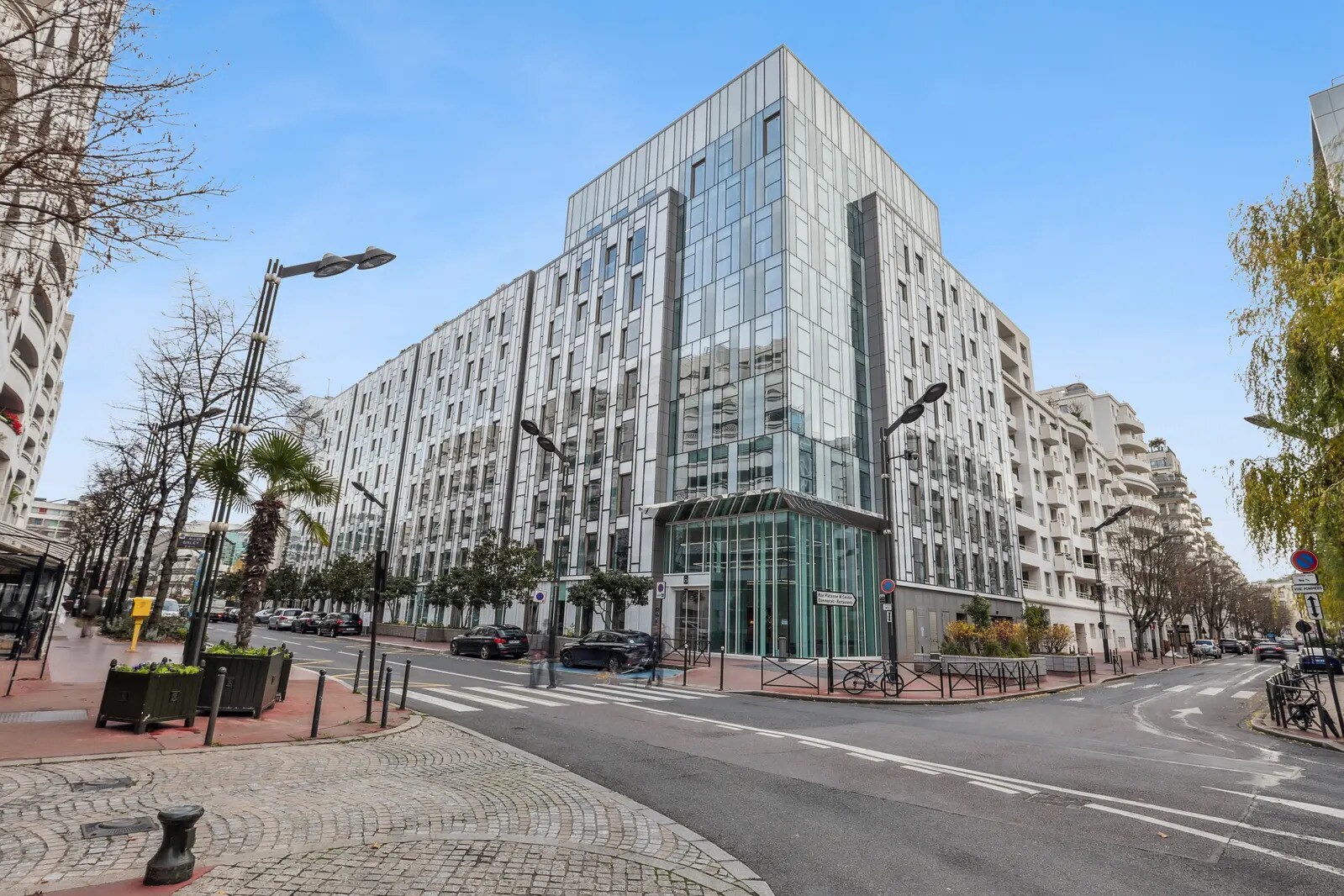 12 Avenue André Malraux, Levallois-Perret to rent Building Photo- Image 1 of 2