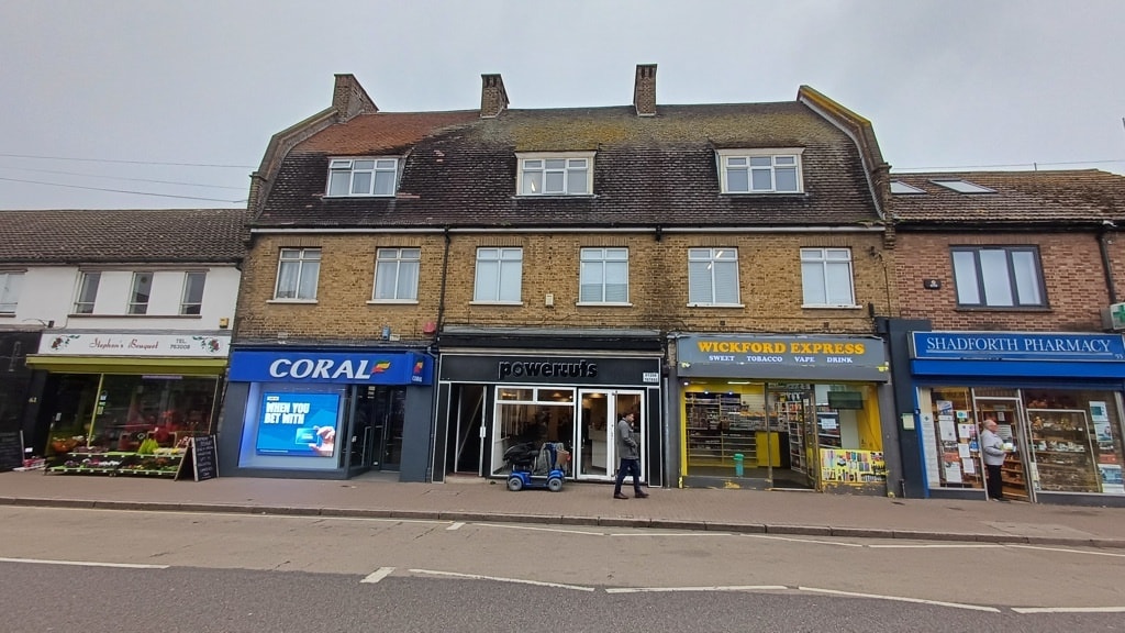 53-57 High St, Wickford to rent Building Photo- Image 1 of 4