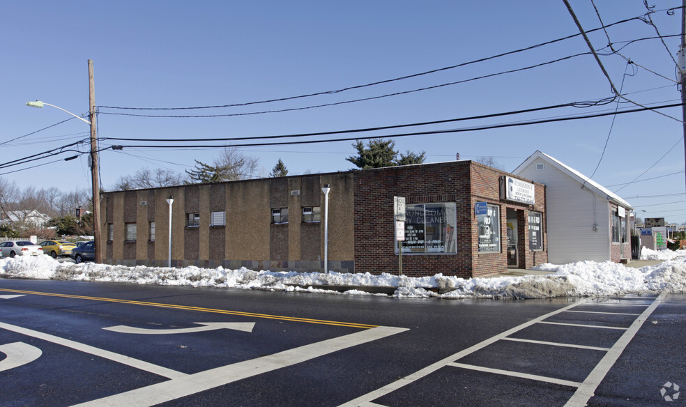 1817-1819 Woodbridge Ave, Edison, NJ for sale - Primary Photo - Image 1 of 1