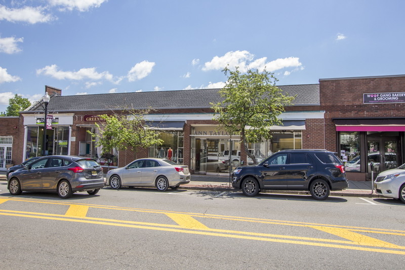 230-262 E Ridgewood Ave, Ridgewood, NJ for rent - Building Photo - Image 1 of 6