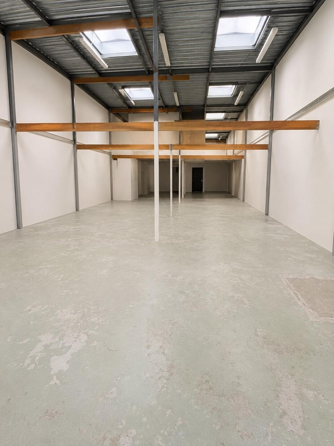 26 Rue Gaston Philippe, Saint-Denis to rent Building Photo- Image 1 of 2
