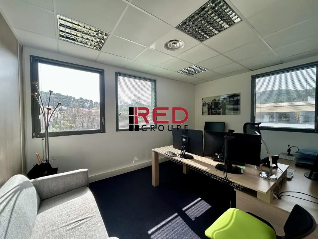 Office in Le Tholonet to rent Building Photo- Image 1 of 7