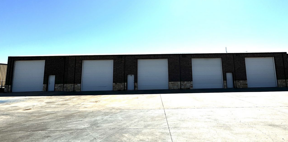 1511 E Fm 1585, Lubbock, TX for sale - Building Photo - Image 1 of 1