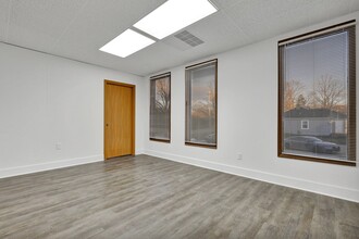 3721 W Michigan Ave, Lansing, MI for rent Interior Photo- Image 2 of 4