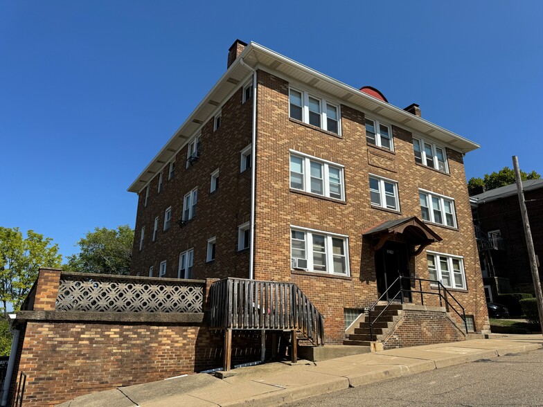 3216 Annapolis Ave, Pittsburgh, PA for sale - Building Photo - Image 1 of 20